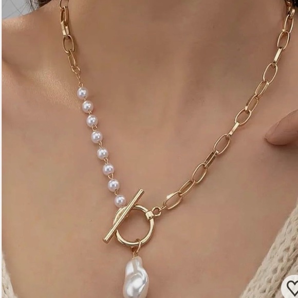 Jewelry - Necklace